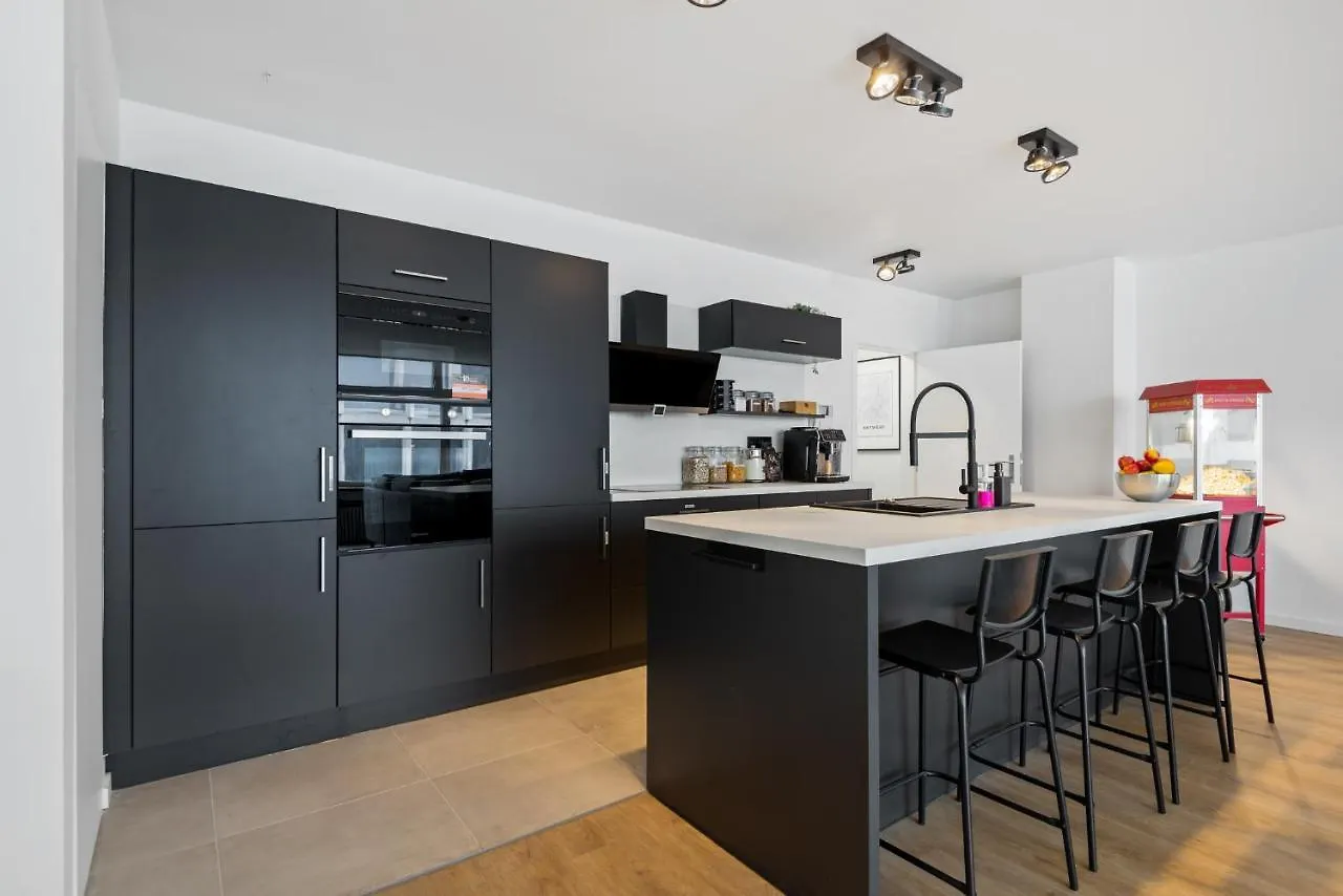 Guest house Cozy Antwerp - Cityview Family & Private Rooms Free Parking Belgium