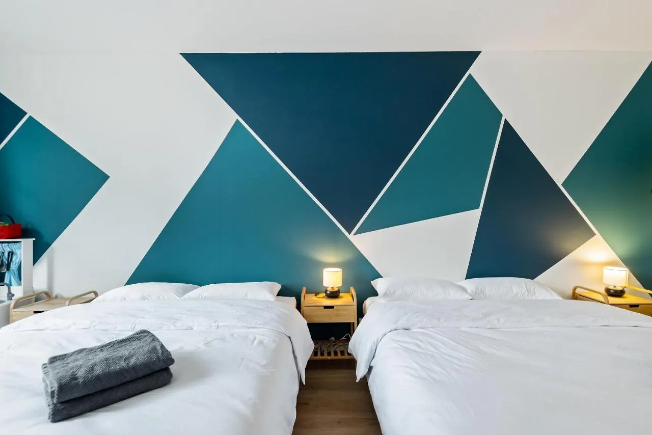 Cozy Antwerp - Cityview Family & Private Rooms Free Parking