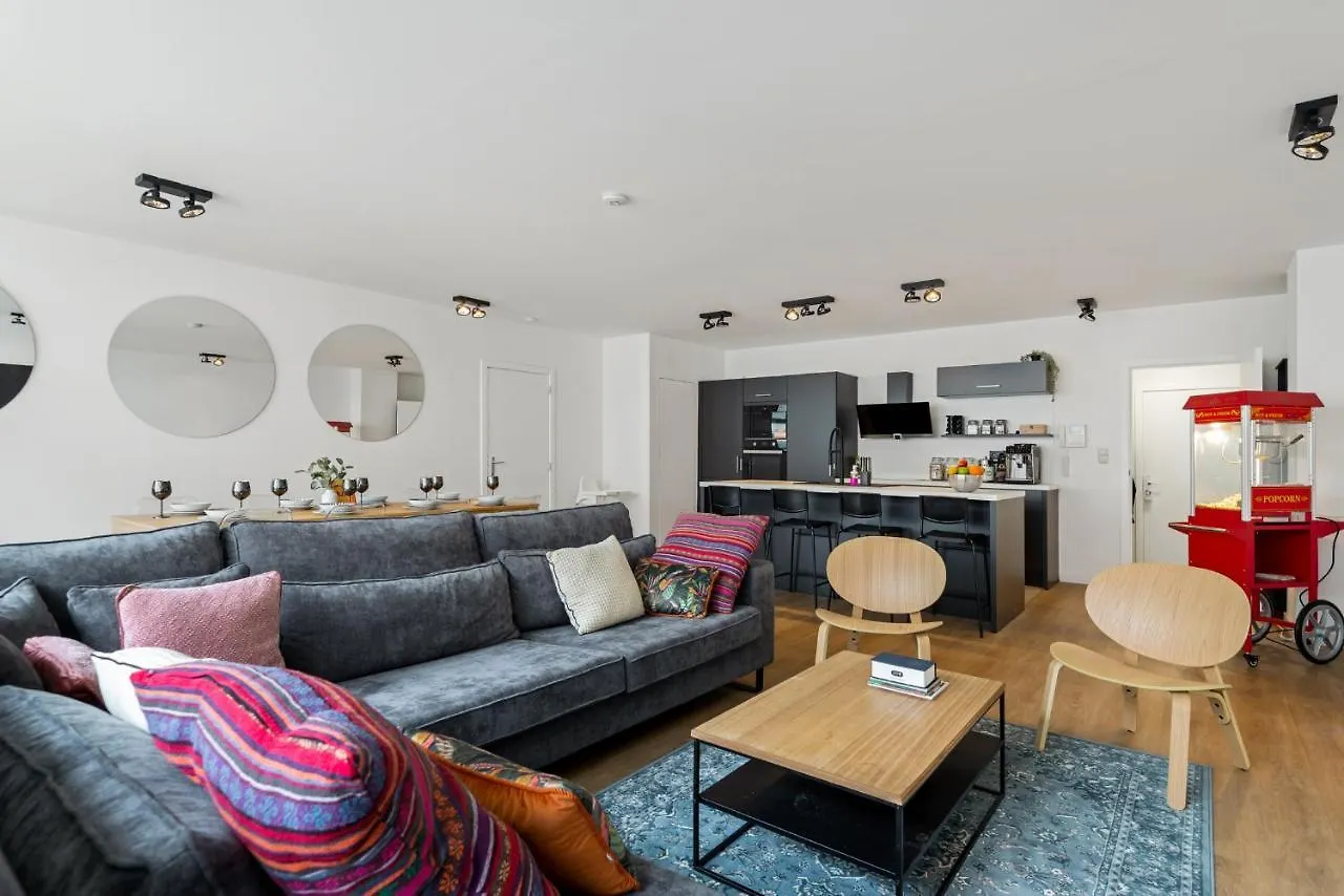 Guest house Cozy Antwerp - Cityview Family & Private Rooms Free Parking